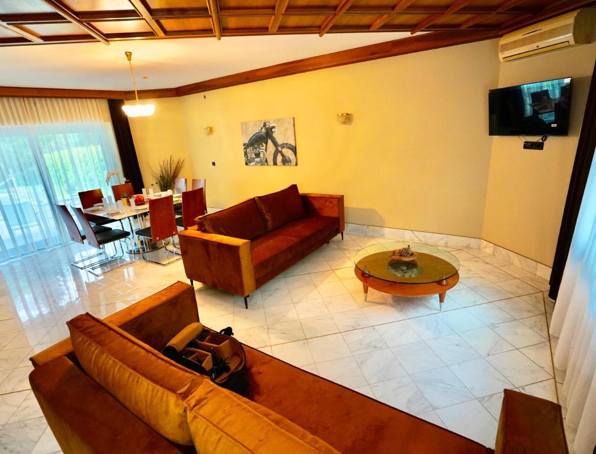 Schoenbrunn Zm Apartament Wiedeń