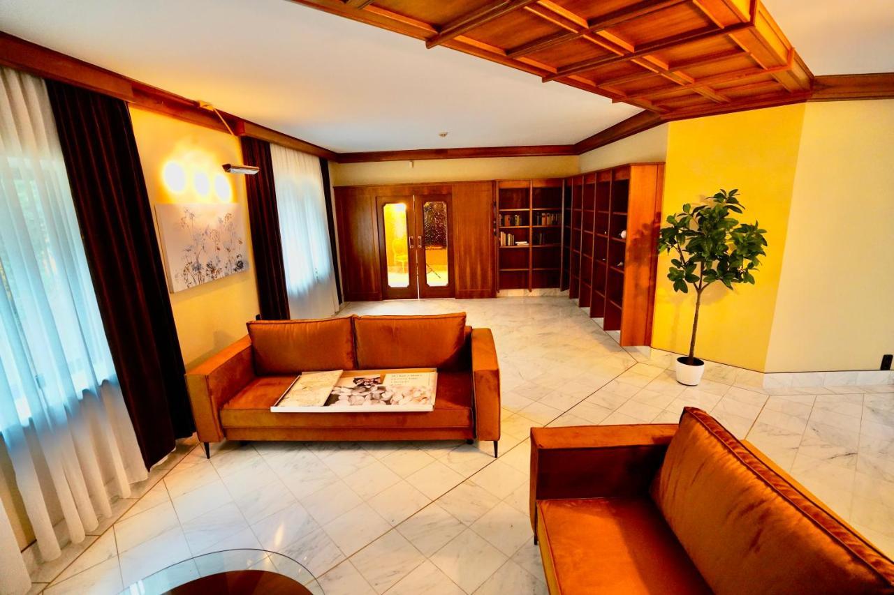 Schoenbrunn Zm Apartament *